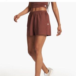 Vuori women’s boyfriend short
